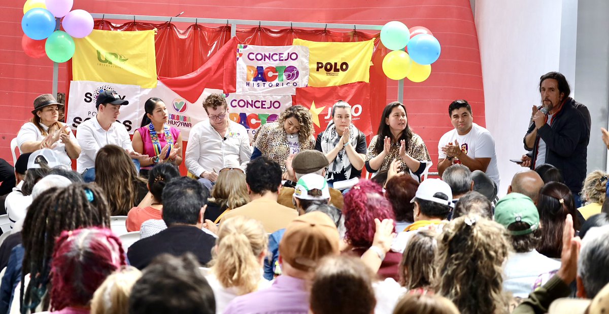 La unidad es la victoria ✌🏼 
Estamos en Chía acompañando la juntanza de fuerzas políticas que nos harán ganar la presidencia y el congreso  con el <a href="/PactoCol/">Pacto Histórico Oficial</a> en las próximas elecciones 🗳️ 

Con <a href="/IvanCepedaCast/">Iván Cepeda Castro</a> y <a href="/carolinacorcho/">Carolina Corcho</a> el cambio continuará y Colombia será una nación digna