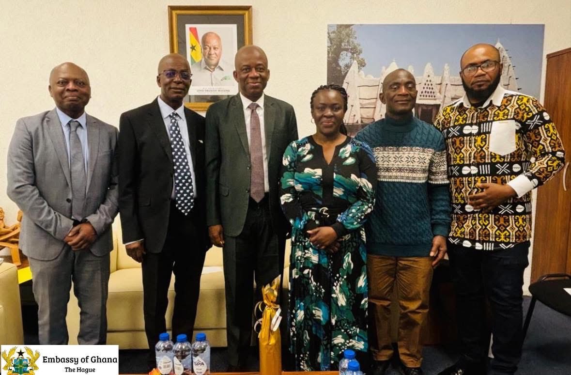 GhanaEmbNL's tweet photo. On Tuesday, 6 January 2026, Ghana’s Ambassador-Designate to the Netherlands, H.E. Eddison Agbenyegah, hosted executives of the Ghana Union to strengthen engagement with the Ghanaian community. Discussions covered dual nationality, pension access, and remittances for social impact https://t.co/16zj0iMdL0
