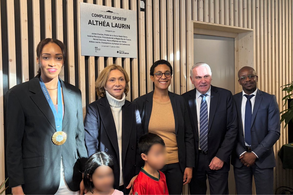 Image de Préfet de la Seine-Saint-Denis - #Inauguration #Sport
Animya N’Tchandy, sous-préfète de Saint-Denis, a participé à l'inauguration d