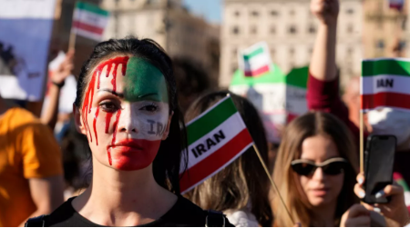 RocktheJointMag's tweet image. We have to speak out for Iranian artists and musicians, the killings, the women arrested for singing in public. Iran Revolution 2026, rockthejointmagazine.com/iran-revolutio… #IranRevolution2026 #IranFreedom #IranMassacre #Iranwomen #IranMusicians #IranDigitalBlackout