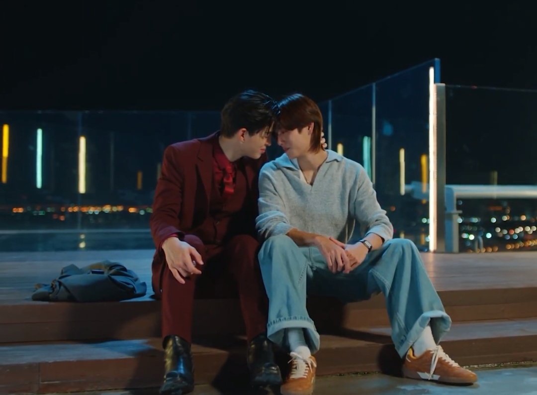 doublepjourney_'s tweet image. ดาดฟ้าอบอวลไปด้วยความรักมาก 🥹🫶🏻

#MeAndTheeSeriesFinalEP