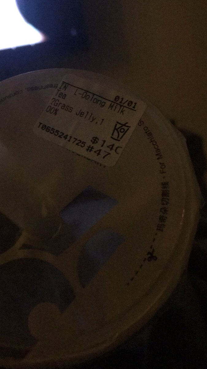 แม่ซื้อน้ำมากิน ผมบอกอร่อยดีนะ
ตกใจ 1 แม่บอกอร่อยสิ 140
ตกใจ 2 ผมพลิกมาดู มัน 140$ ดอลฯ

55555 มันบาทแหละแต่ดูมันใช้หน่วยดิ😂😂😂