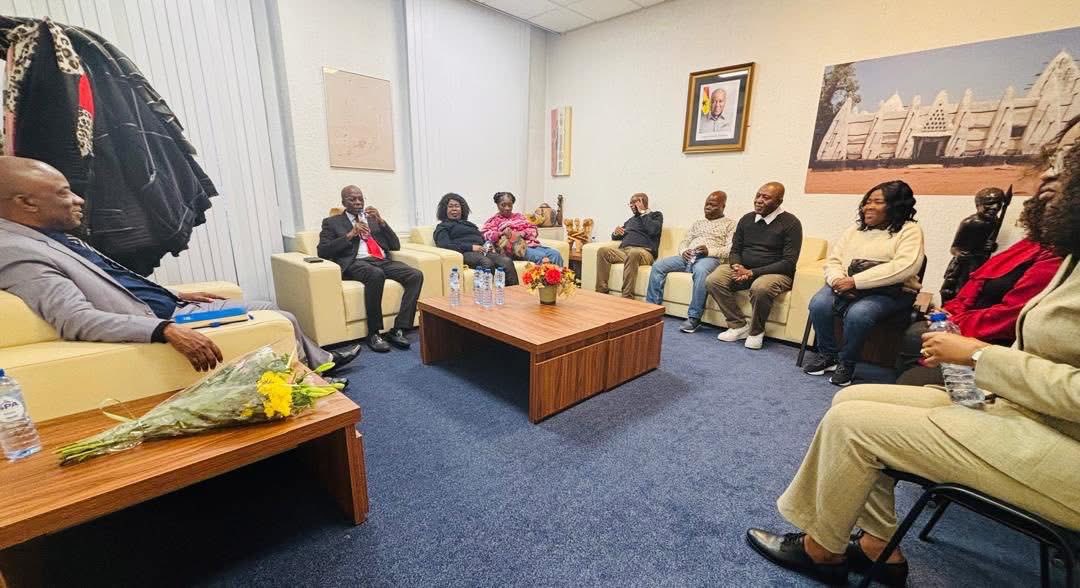 GhanaEmbNL's tweet photo. H.E. Eddison Mensah Agbenyagah, Ghana’s Ambassador-Designate to the Netherlands, met with leaders of the Ghanaian Community Haaglanden on Monday, 12 January 2026, during a courtesy call. He commended their welfare initiative and encouraged broader participation for greater impact https://t.co/evJaCJK4Vo