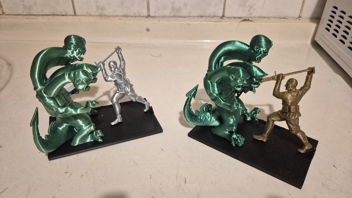 Arkadaşlar elimde 2 adet hatasız test baskısı var.
200 tl kargo parasını ben öderim diyen varsa RT edin. 
Çekilişle ile o 2 kişiye bu inkılap balosunu hediye edeceğim.