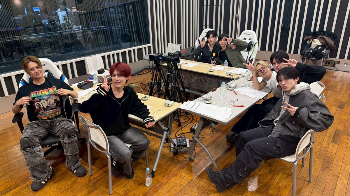 このあと深夜27時から放送🏷️

『#TAGRIGHT の
オールナイトニッポン0』📻

タイプロ出身の #西山智樹 #前田大輔 率いるボーイズグループが7人全員で登場🎙️✨

🎧radikoはこちら
radiko.jp/share/?t=20260…

📱17LIVEでスタジオの様子を配信
17appv2.onelink.me/D7OH/lk7knpfp 

#TAGRIGHTANN0