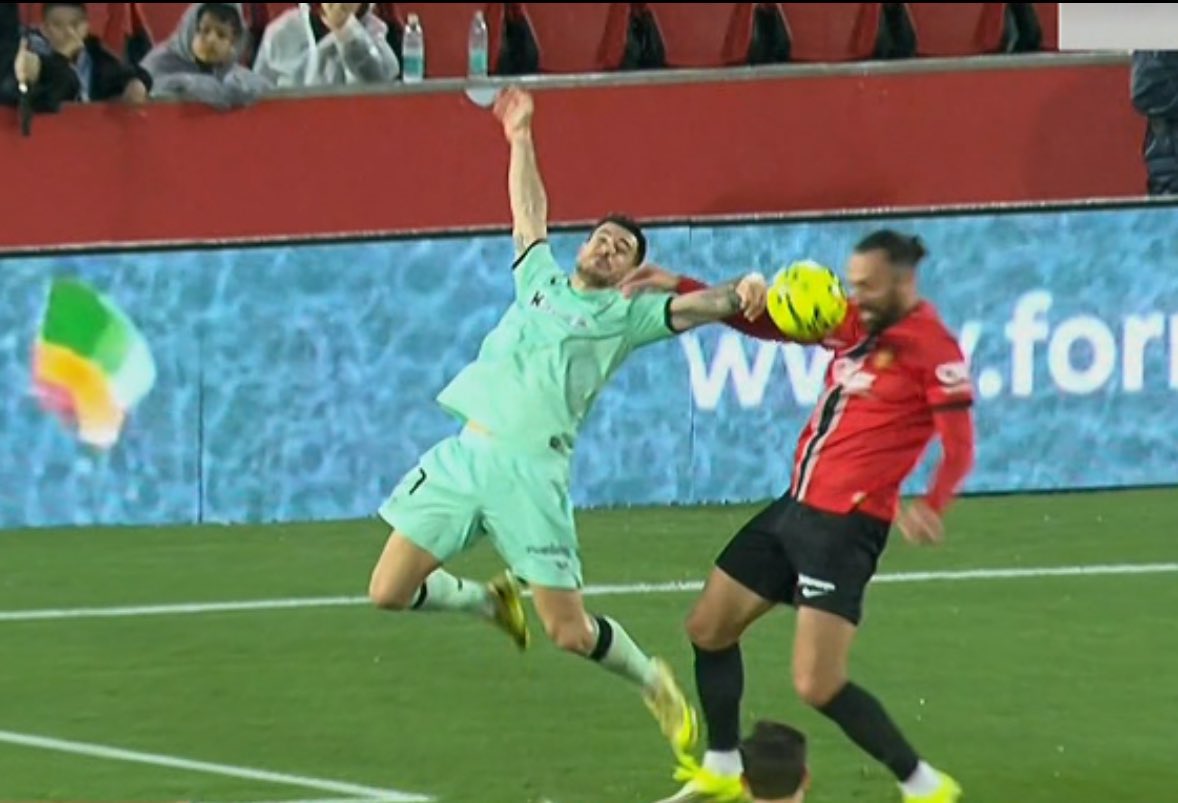 Querido Guzmán Mansilla, espero que no vuelva a arbitrar un partido de fútbol nunca más, un abrazo. 

<a href="/CTARFEF/">CTA</a> 🖕🏾🖕🏾🤡🤡