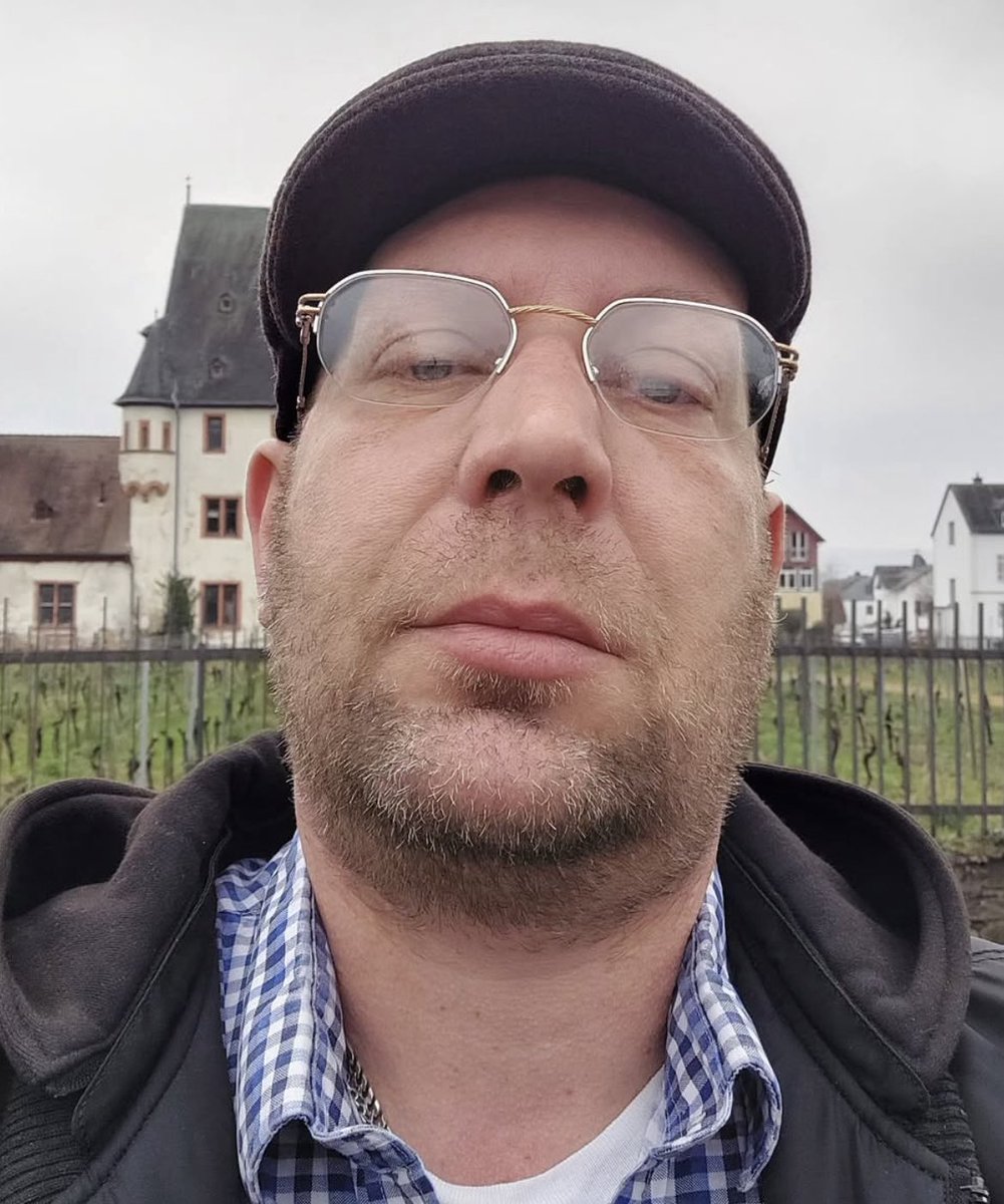 Benjamin1528291's tweet photo. Need a sexy girl 😍and hot 🥵 https://t.co/Y4rGi650ZN