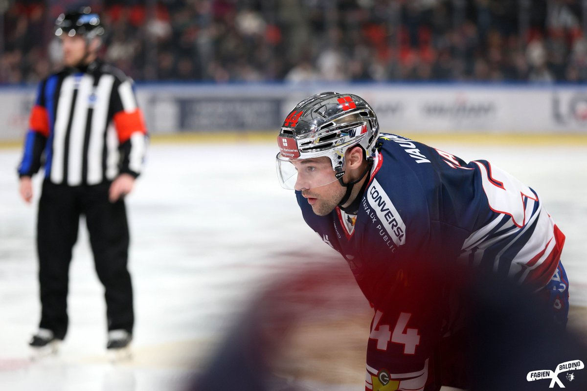 Brûleurs De Loups tweet media