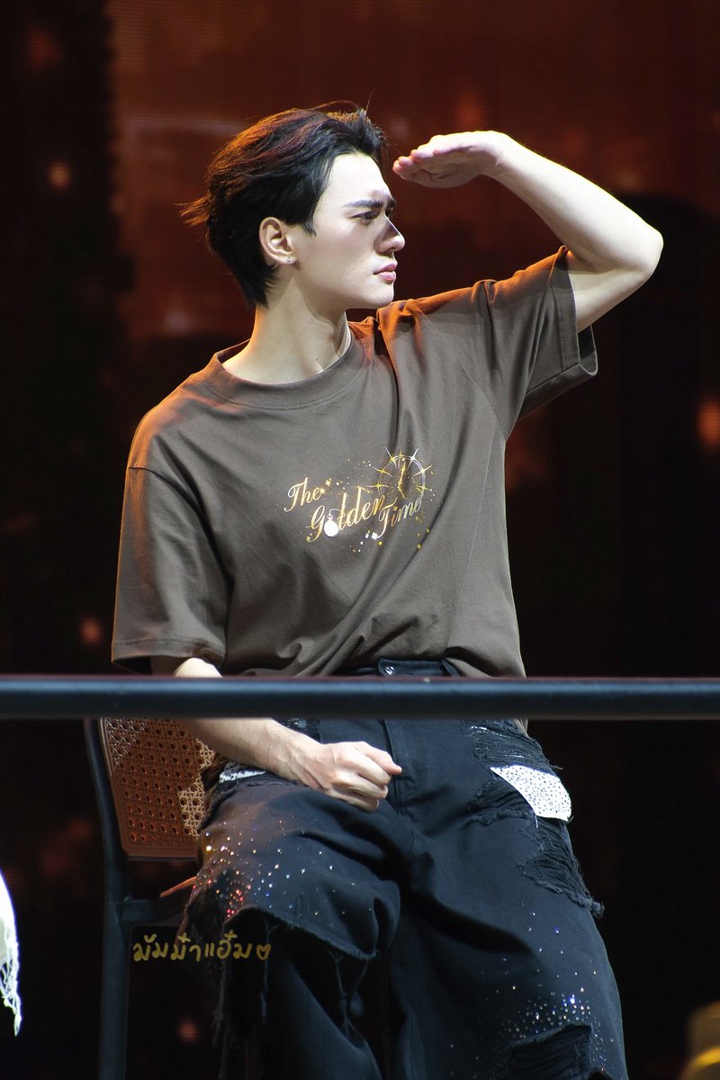 With9Up's tweet image. มองอารายอ่ะหะยิ๊ด 🦆

KNP TFO CONCERT
#KhemjiraConcertDay1
#KengHarit @harit_keng