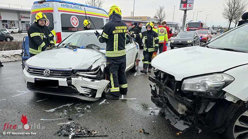 FireWorldAT's tweet image. Bgld: Unfall und Toter nach medizinischem Notfall eines Autofahrers in Neusiedl am See - 
 fireworld.at/2026/01/17/bgl…