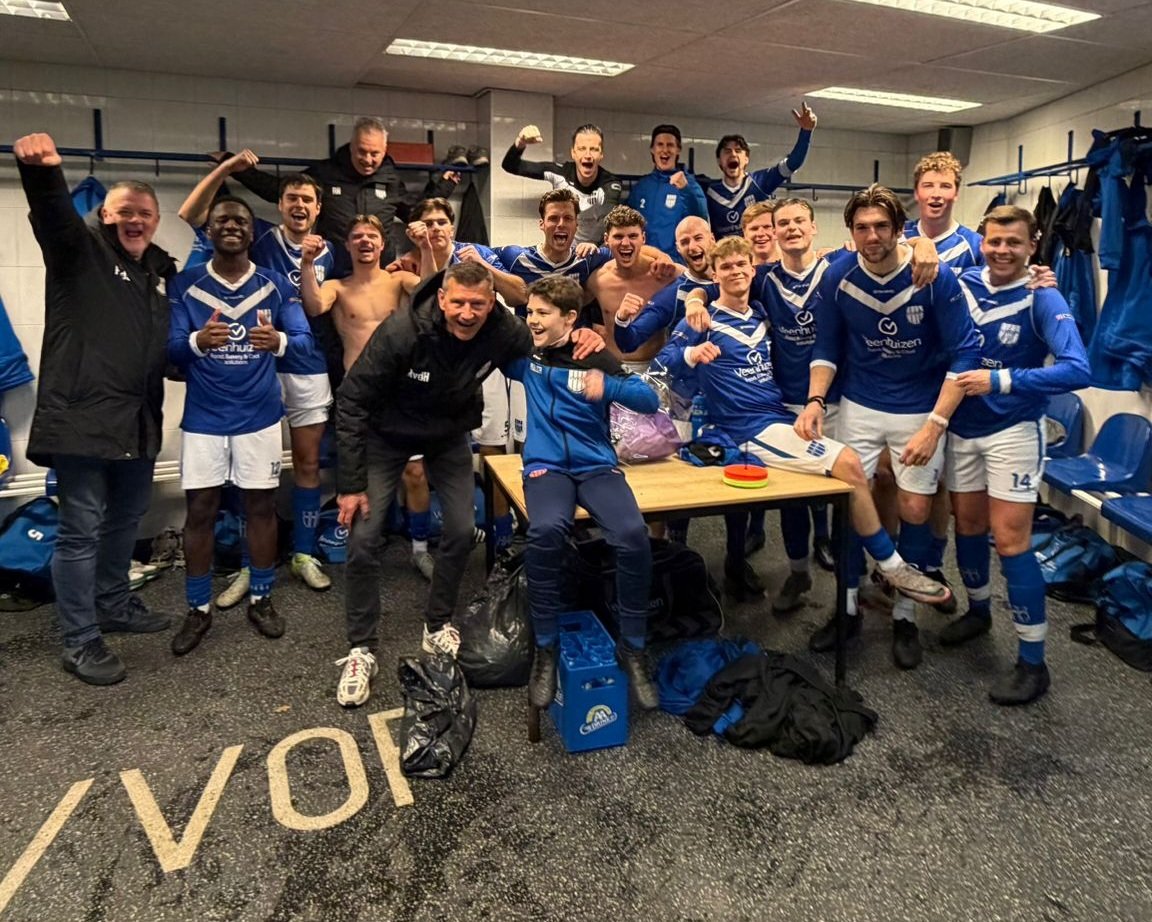 Uniek moment, kleinzoon pupil van de week en met 3-0 winnen!💙🤍