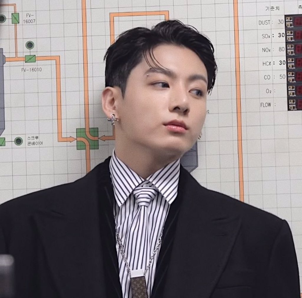 ianadmirer's tweet image. GETTING READY                    TO MAKE HISTORY