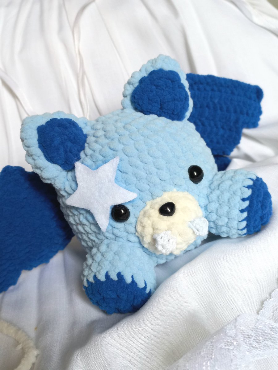 yiwonies's tweet image. ₊˚⊹ 🪼 ꒱ engeneees!!!
eu faço crochê a alguns anos e atualmente estou com encomendas abertas para os vamps do enhypen! por enquanto fiz apenas o jungwon, mas faço de todos os membros. caso alguém se interesse, se sinta a vontade pra me chamar na dm e encomendar o seu! ᡣ𐭩