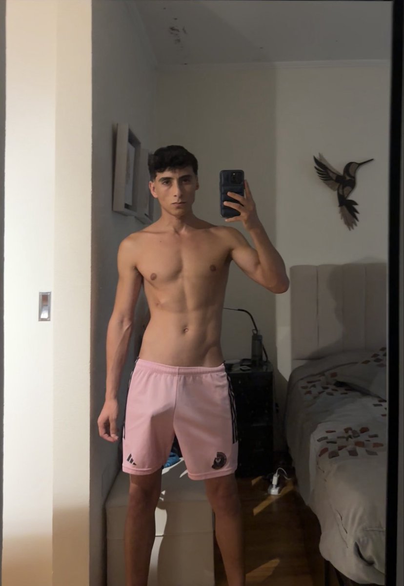 Enzovittori_'s tweet photo. Chudai  🔞👅💦 https://t.co/idLIB8WH76
