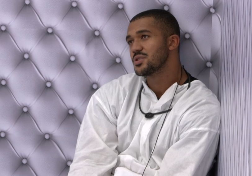 babimux's tweet image. Matheus: Eu tava com medo de dormir e morrer, e vocês acharem que eu estava dormindo.

Chaiany: Ninguém iria saber, estamos 2 dias de jejum

Gente, esse papo do quarto branco tá ASSUSTADOR

#bbb26