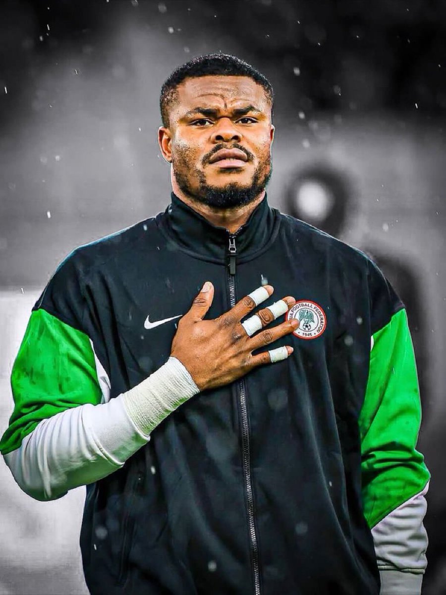 afrisagacity's tweet image. He saved two penalties in the shootout vs. DR Congo.

He saved one penalty in the shootout vs. Morocco.

Tonight, in the shootout vs Egypt, he saved two penalties, making it 5 penalty saves in this AFCON.

This is the highest any Nigerian keeper has ever saved in a single…