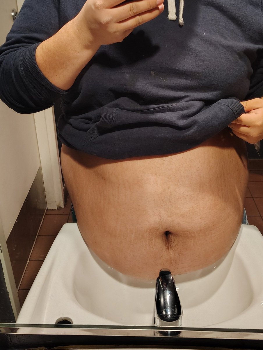 ursa at night tweet media