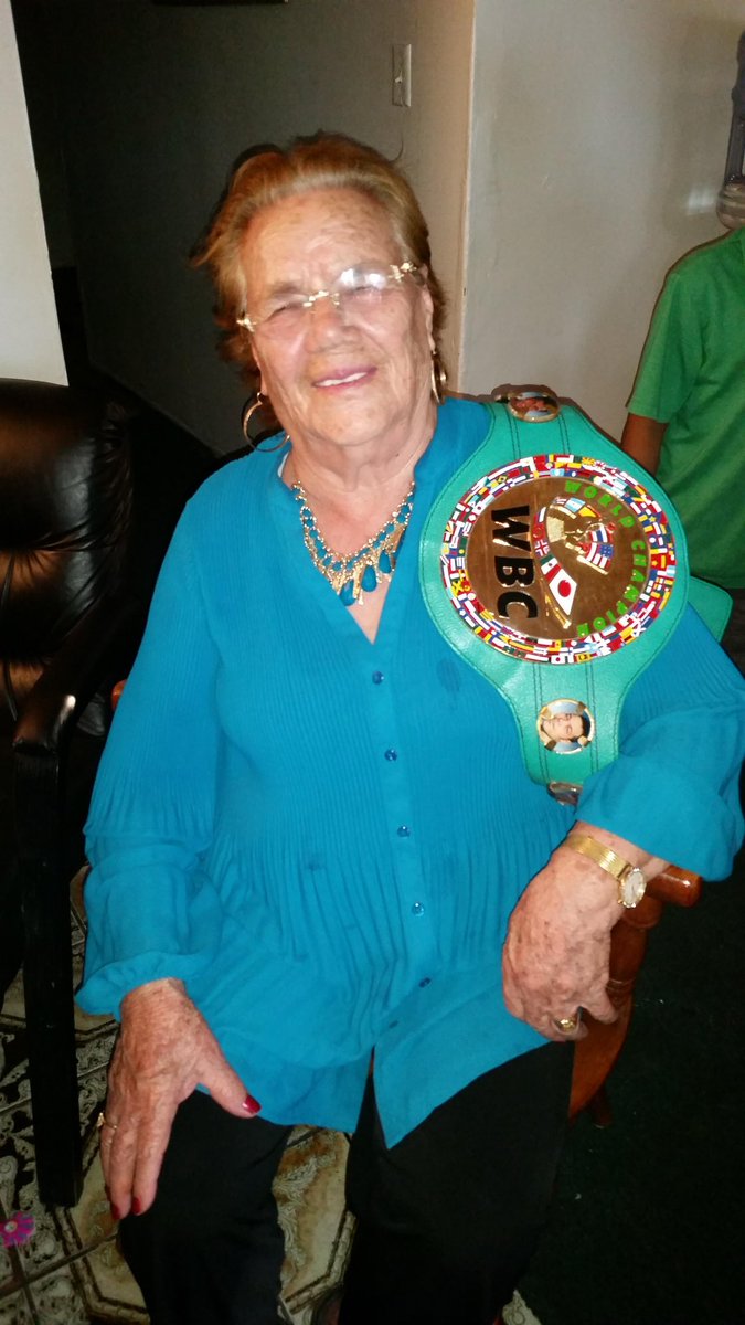 Mauricio Sulaiman tweet media