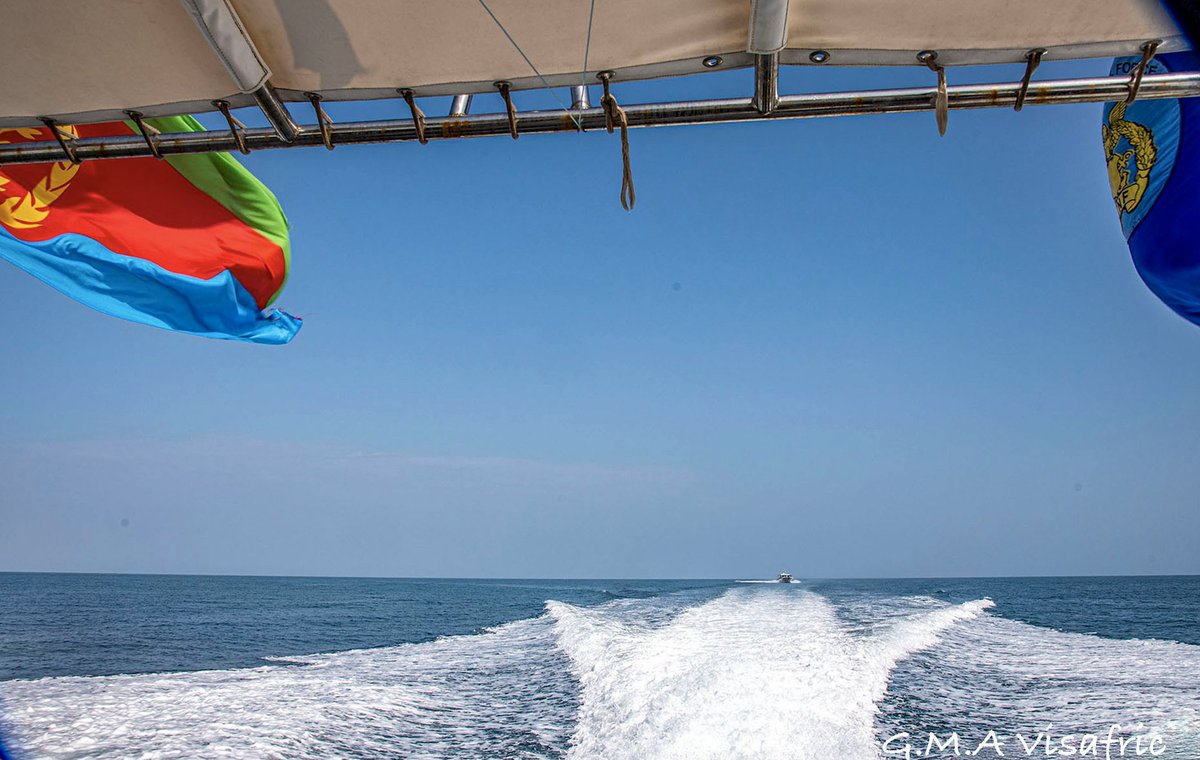 GhideonMusa's tweet image. Flag high, throttle down—blazing across the Eritrean Red Sea under our colors! 🇪🇷  Endless blue, endless pride. #Eritrea #EritreaStrong #RedSeaVibes