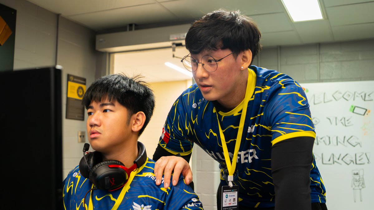 HumberEsportsGG's tweet photo. Locked in for the win๐ค๐ค
gg to OTSU!
Next game will be streamed at 2:00pm against Fanshawe
https://t.co/glaET0DoKl
#HumberRising #WaterLAN #HMBLoL https://t.co/okTgGDsO3C