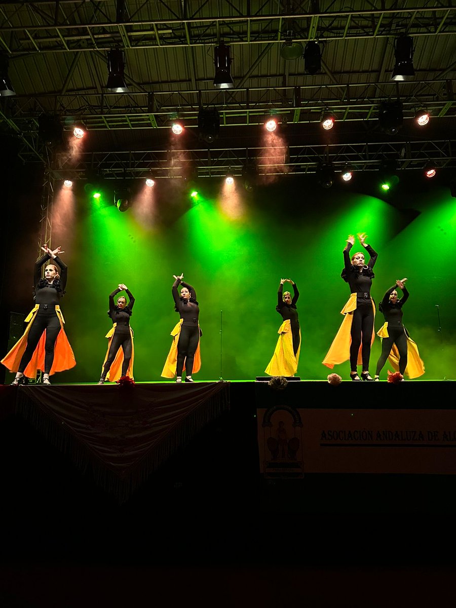 💃 Una tarde de sábado para disfrutar, compartir y celebrar  en el festival de la Asociación Andaluza de #Alcobendas

Buen ambiente, tradición y mucha alegría 😊

#NosUneAlcobendas