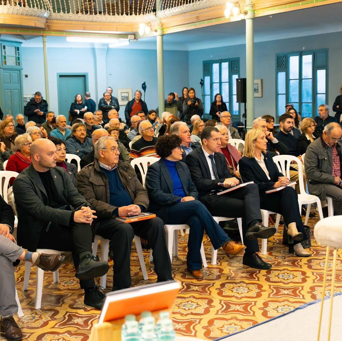 ROSA_M_IBARRA's tweet image. que segueix aportant valor al mon del calçot.
I a la tarda, visita a l’empresa Noxifer de Sarral. Una empresa que va neixer com un petit taller i que amb molt d’esforç i capacitat d’innovació, ha esdevingut líder en el món de l’empresa de prefabricat