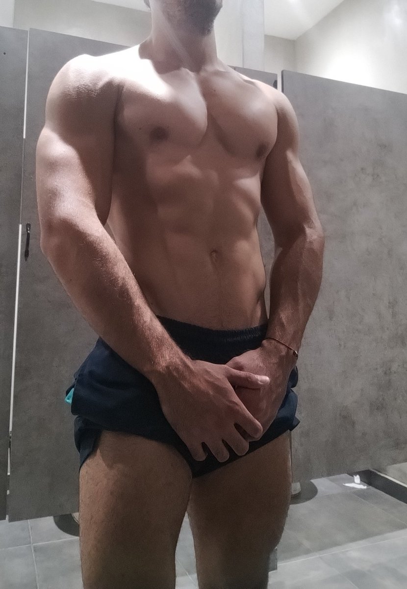 mendohot tweet media