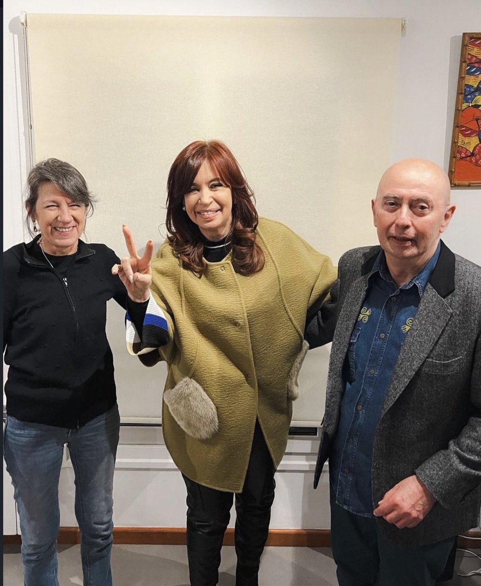 En la resistencia está
todo el hidalgo valor de la vida.

Indio te saludan los soldados de Perón! Feliz cumpleaños ✌🏽