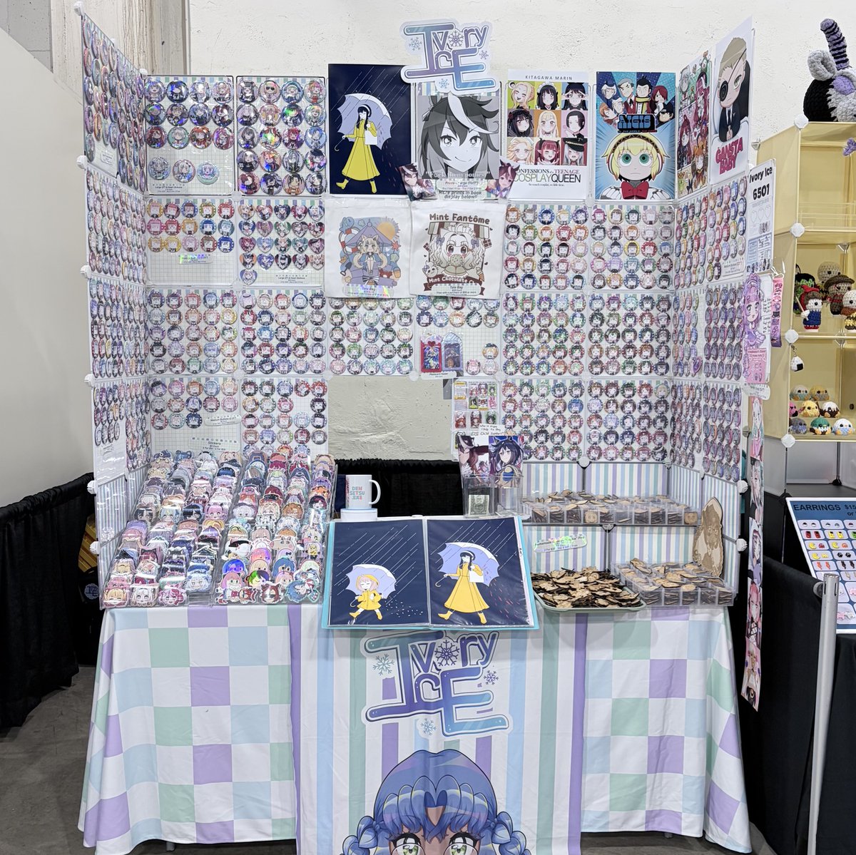 IvoryIce_'s tweet image. I’m here this weekend at Anime Impulse LA for my first con of the year!! Come find me right next to the woman’s restroom at table 6501!