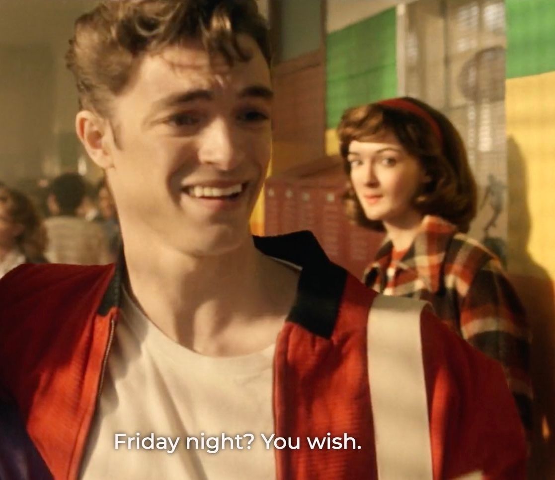 StrangerNews11's tweet image. Why introduce Steve’s dad or older versions of Joyce and Hopper if we never actually see them on the show?