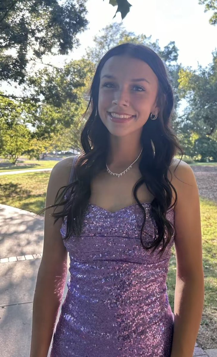 Fun4all1981's tweet image. Riley knows what we like!