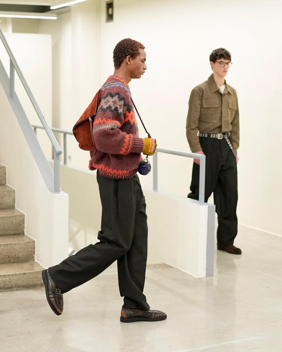MilanFW's tweet photo. Looks from @PaulSmithDesign Menswear Fall/Winter 2026 at #MFW 

View the full collection on our platform — link in bio.

Credit: Launchmetrics https://t.co/KbqoVDsGPX
