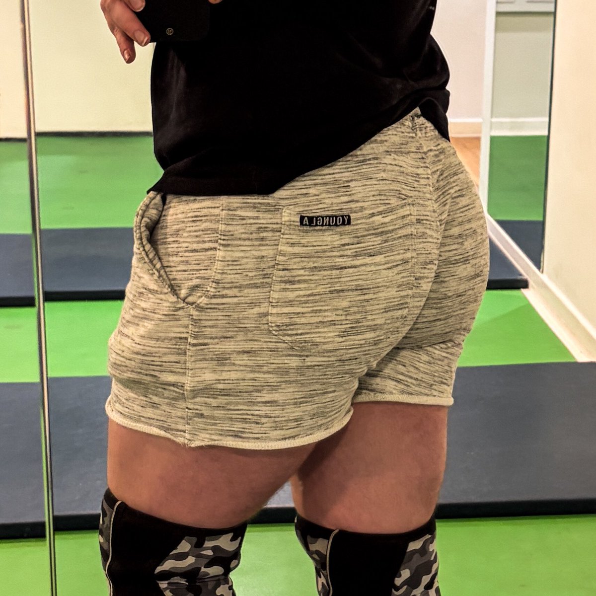 Robbie 💙 tweet media