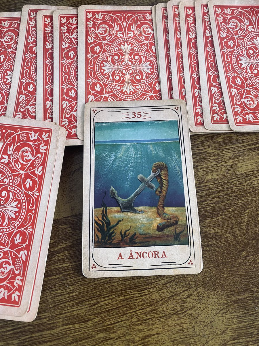melloracles's tweet photo. ♈️✨ ARIES • ATÉ O FIM DE JANEIRO:

Até o fim de janeiro você perceberá que está vivenciando uma fase mais equilibrada, mesmo diante dos possíveis desafios ainda sim, conseguirá se manter intacta a qualquer que seja a situação que tente trazer algum tipo de instabilidade. Algo estará se consolidando nos seus caminhos e com isso, irá te proporcionar sucesso, segurança e felicidade — mas, irá pedir da sua parte foco, participação e entender que mudanças para melhor acontecem quando aceita que a acomodação não favorece; você será convidado a mudar, aceitar as transformações e até mesmo, abandonar possíveis fixações. 

No amor: os solteiros estarão vivendo algo mais confiável, seja um envolvimento amoroso ou até mesmo, uma fase de maior segurança pessoal. Os casais, fortalecem cada vez mais a relação — possibilidade de concretização na compra de algum bem/patrimônio em conjunto.