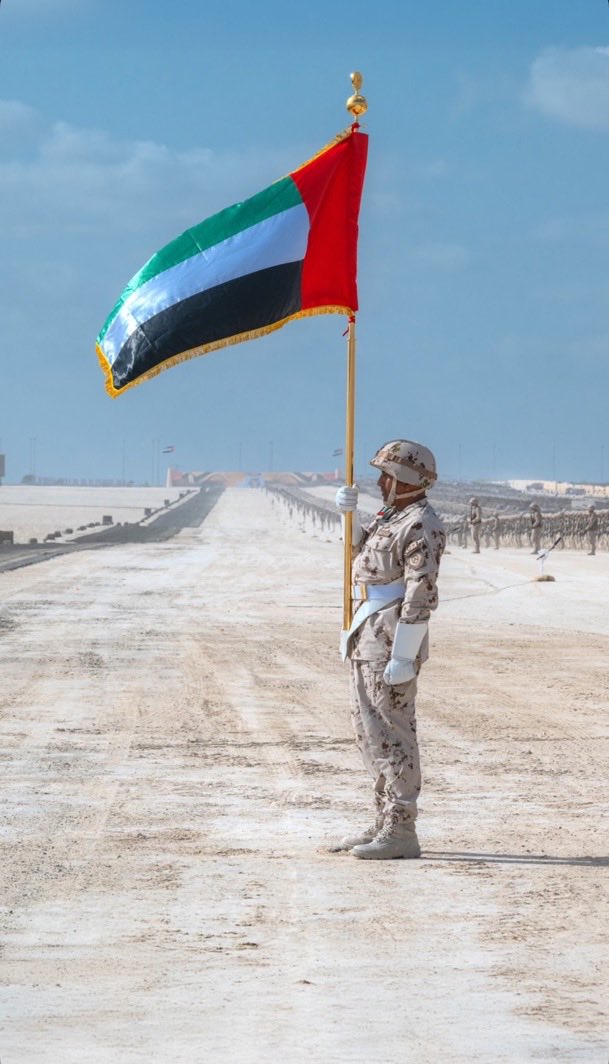 صَف واحد خَلف مِن عنده الزمَام
نِتبعَه .. و العـزم منه نِسْتمدّه 
#يوم_العزم