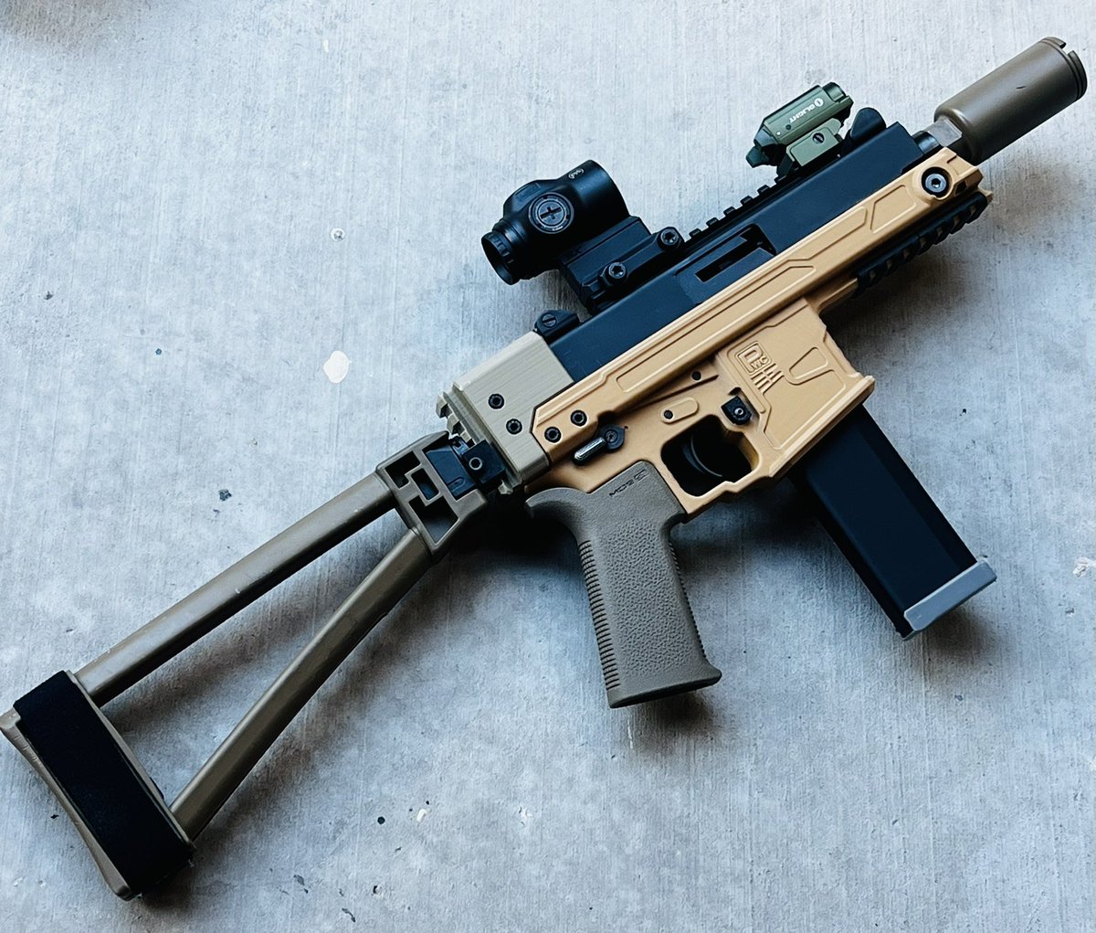 Battle_Born88 tweet media