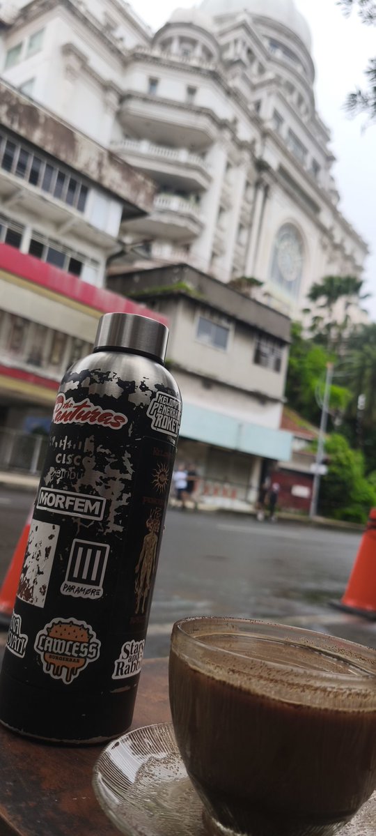 RezaAnggr's tweet image. 🍃