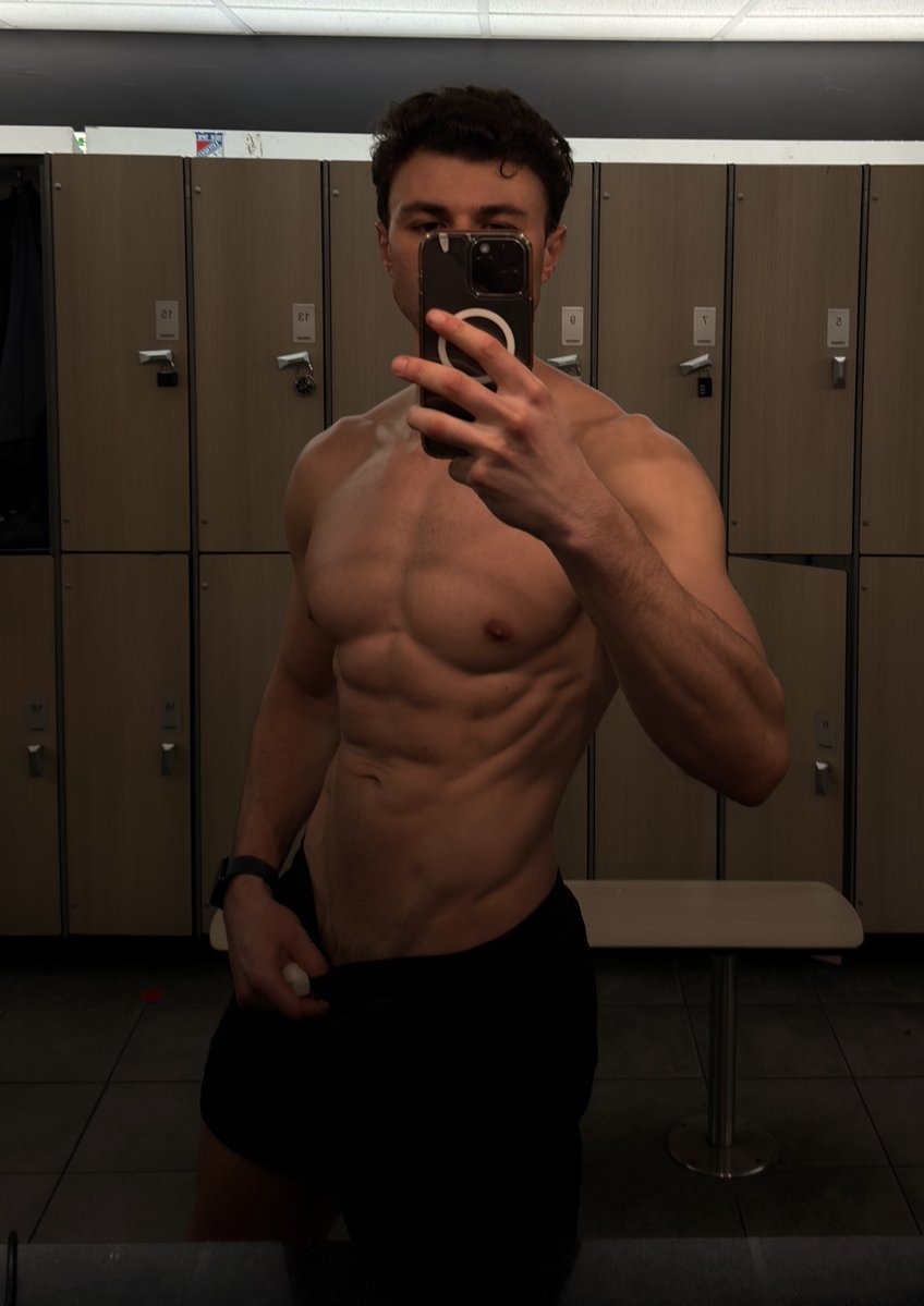 GKF23's tweet image. 