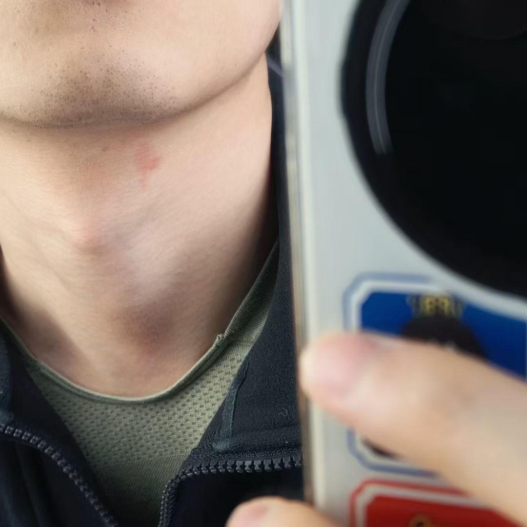 西安在逃肉夹馍 tweet media