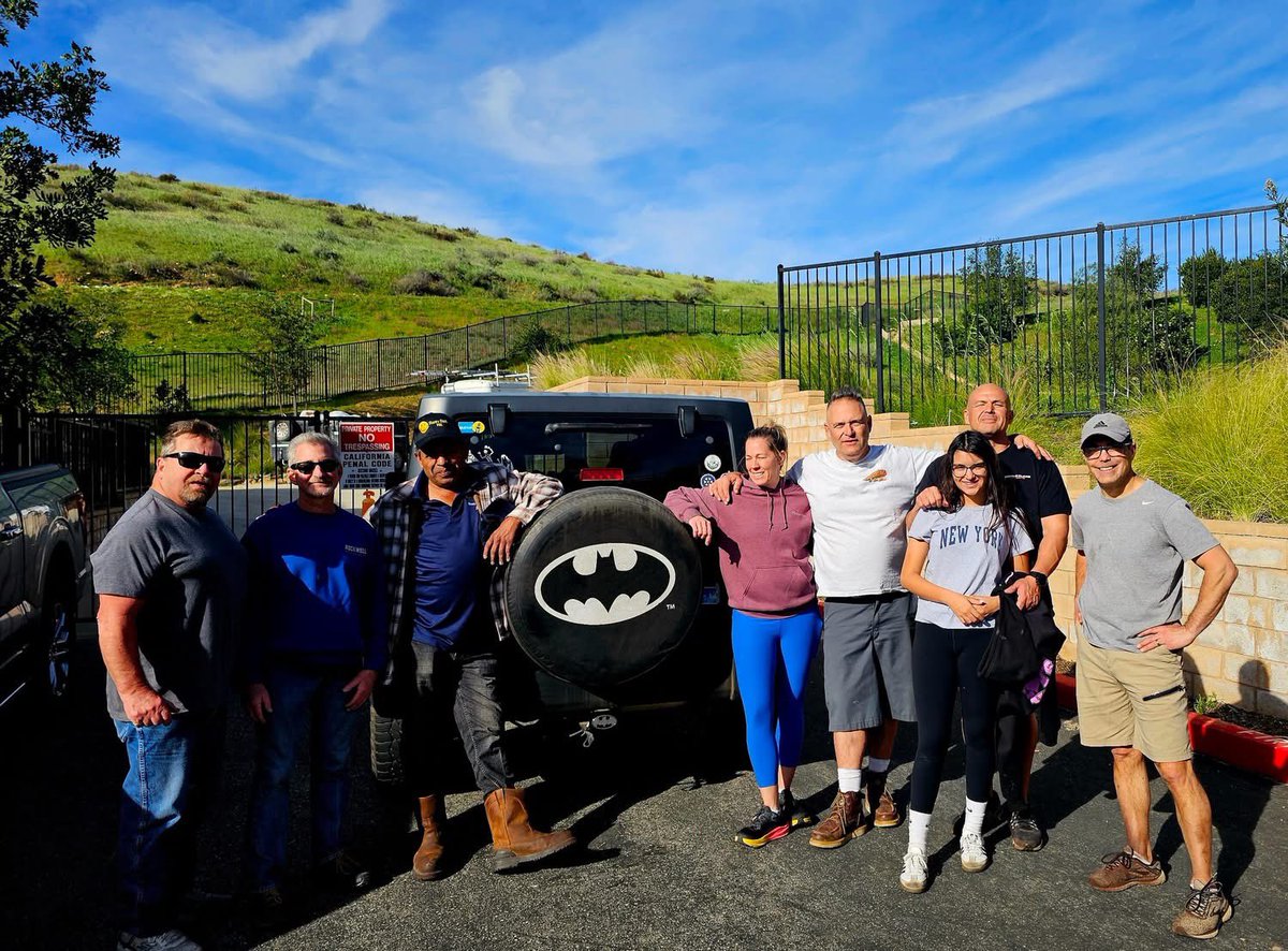 RCofSimiSunrise's tweet photo. Simi Sunrise Rotary with help of Supervisor Parvin’s office, Simi Sunset Rotary, and friends. After a period of inclement weather… Brings you Happy Face Hill! https://t.co/oHqt3Ojkeg