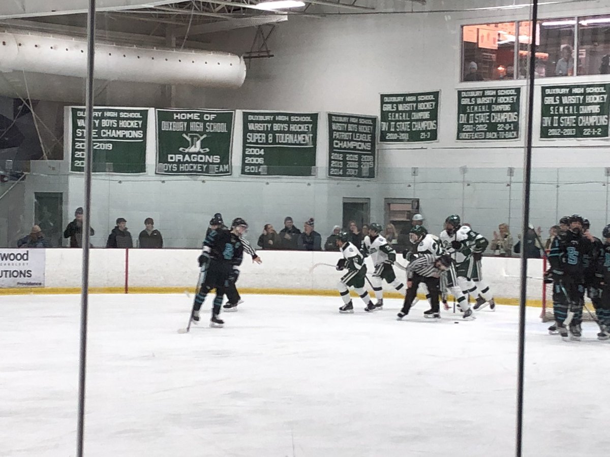 Marshfield Athletics tweet media