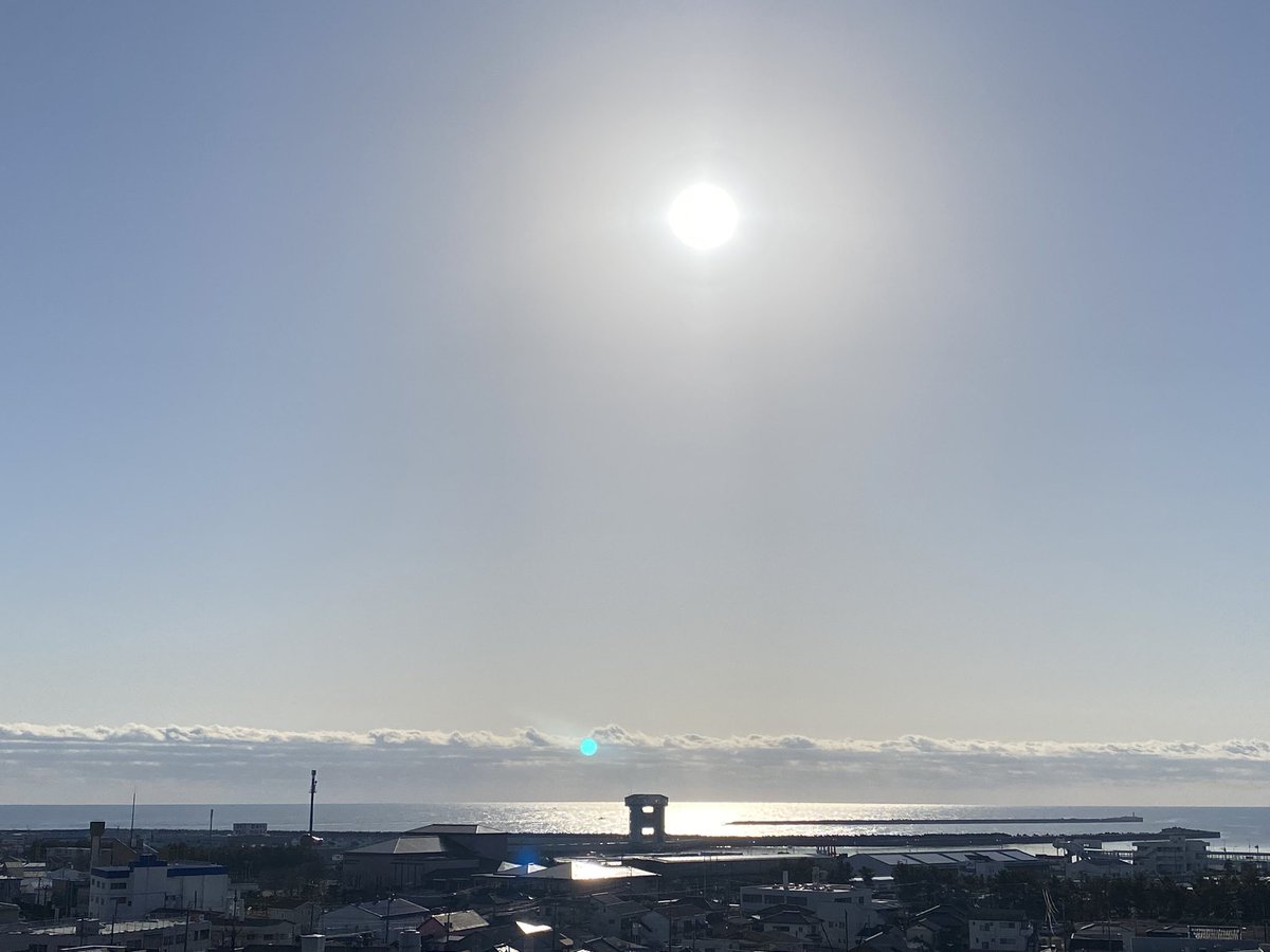 おでぃば山に来たよ⛰️
快晴で風もなくて、気持ちいい！！！

そろそろ下界におります😊