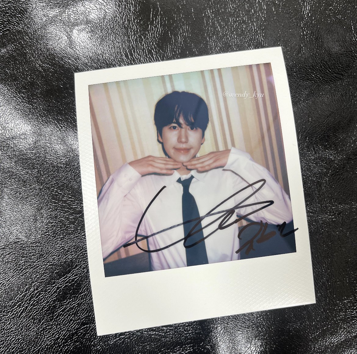 꺅 규현이 폴라가 저에게 왔어요!! (⸝⸝o̴̶̷᷄ ·̭ o̴̶̷̥᷅⸝⸝)♡
이런거 한번도 당첨된 적 없었는데 최애가 알아서 오다니ㅜㅜ 역시 규덕질 최고ෆ⸒⸒
<a href="/mega_mgc_coffee/">엠쥐씨</a> 감사합니다🫡