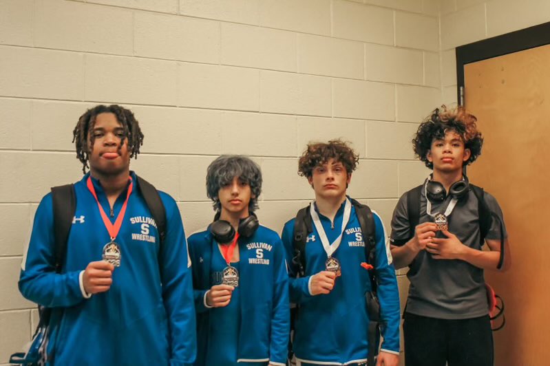 Congratulations to our Falcons who qualified for state next weekend way to go. Francis Ely Aguirre 2nd Breck Crawford 3rd Jonathan Flores 3rd Brayden Smith 2nd 💪🏽🎊 <a href="/TedHuechtker/">Gymrat</a>