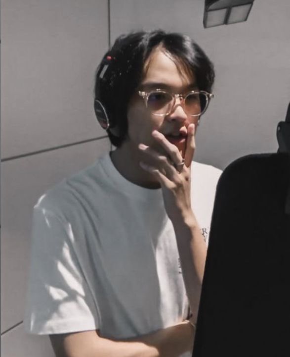 lovinghaech's tweet image. haends