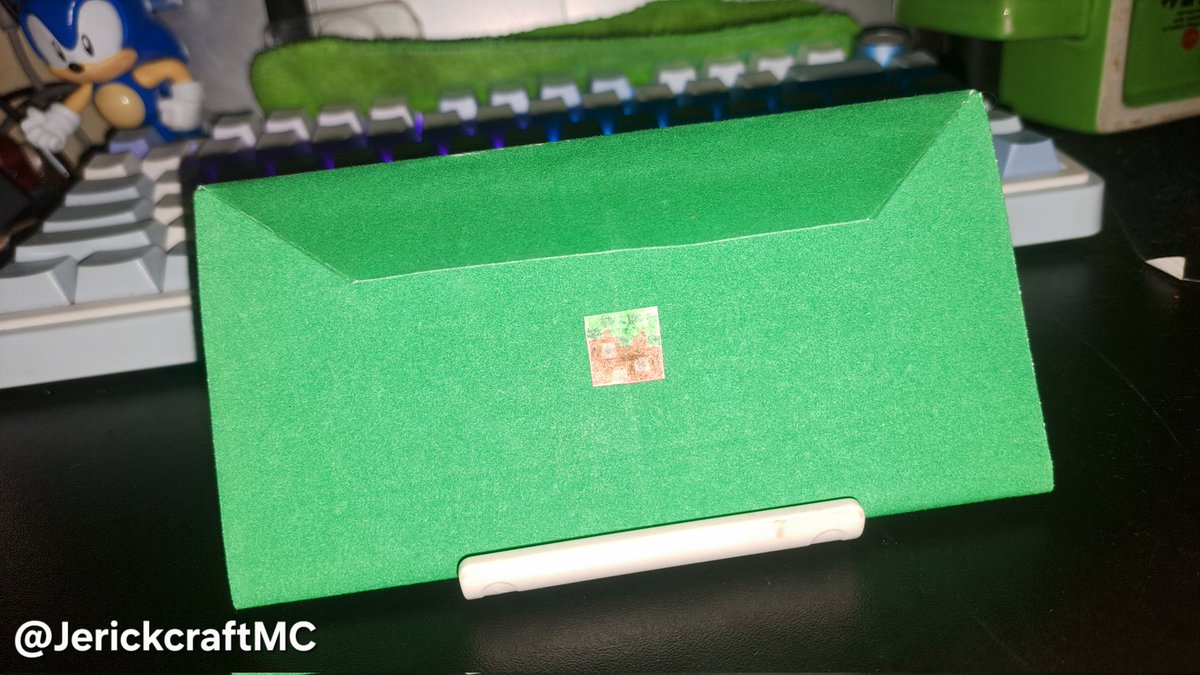 Jerickcraftmc's tweet photo. En este sobrecito qué hice fui ahorrando para comprarme el Minecraft💚 ya casi un año de eso 🥹
#minecraftmania @BobicraftMC https://t.co/cOtmrNmXGK