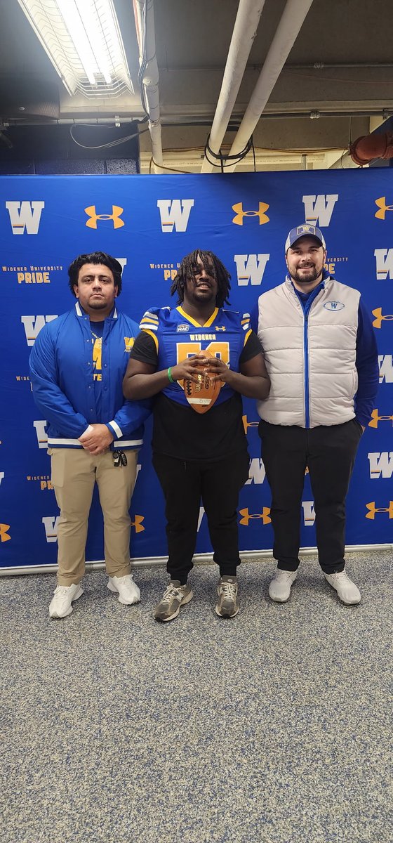 Xpw_1226's tweet photo. Thank you to all of the coaches at Widener University for welcoming me onto campus and showing me what their program is like! #AGTG 
@CoachGutierrez2 @Widener_FB https://t.co/xNVqTaK957