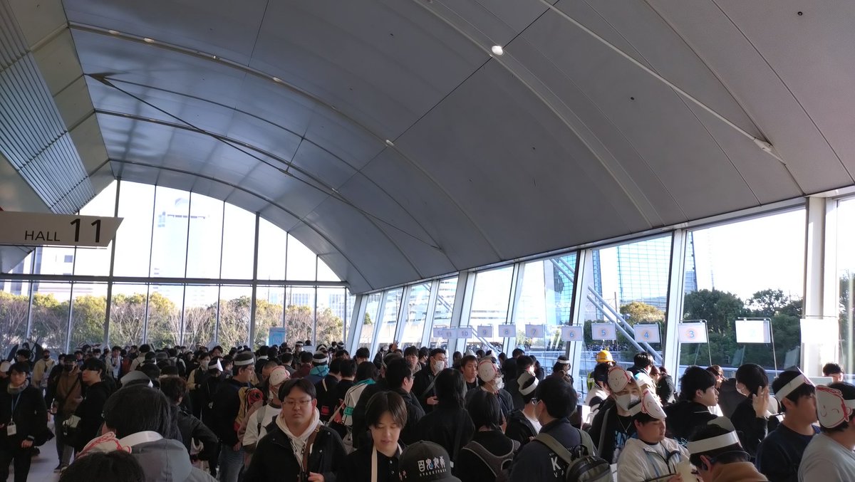 500円でコイン5枚もらえるので、たぶんぽんしゅ館