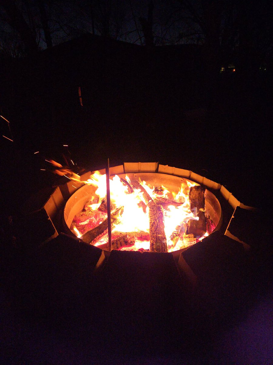 RealSeanithan's tweet image. Good evening. I'm 2 feet away from the fire and there are ice crystals forming in my drink. How are you?