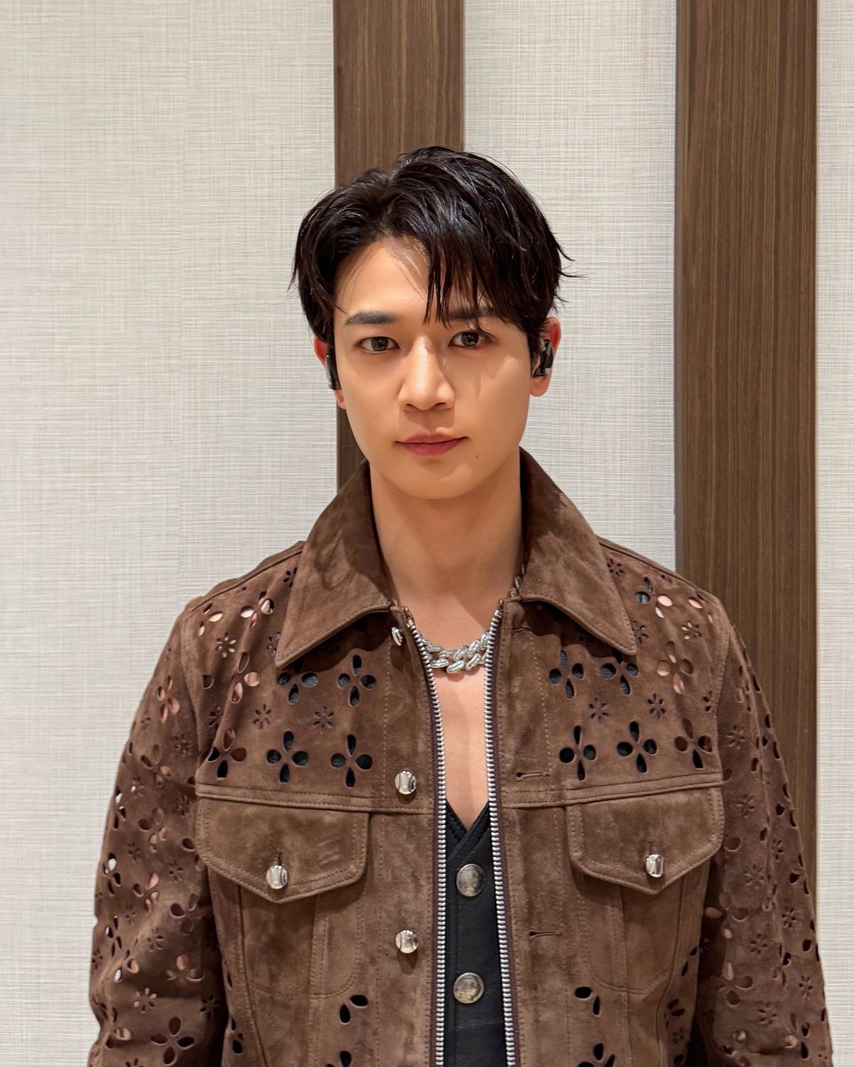 MINHO at K-LIFE &amp; K-LIVE INDONESIA : HUG K-Pop Concert🩵

#MINHO #민호
#SHINee #샤이니 
#KOREA360_HUG